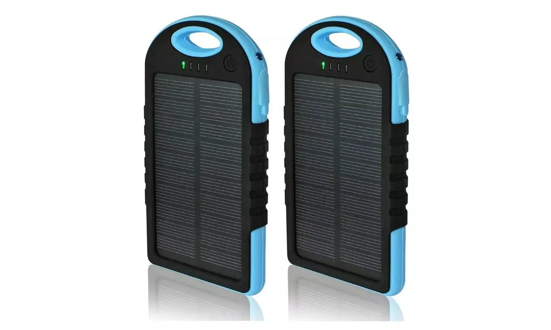 5,000 mAh Water-Resistant Solar Smartphone Charger - Shakefav.com