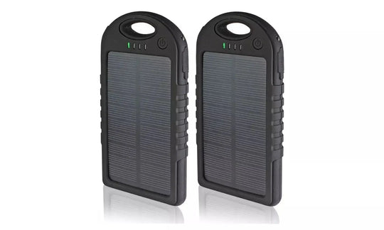 5,000 mAh Water-Resistant Solar Smartphone Charger - Shakefav.com