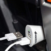 Chargeur de voiture pratique AMZER 2.1A/1A double USB 2 ports (blanc) - paquet de 4