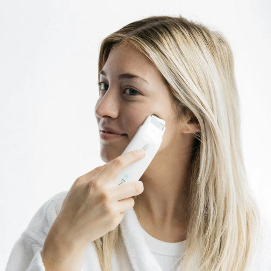 All-in-one Facial Device - Shakefav.com