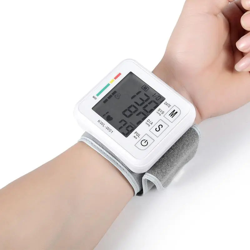 Wrist blood pressure monitor - Shakefav.com